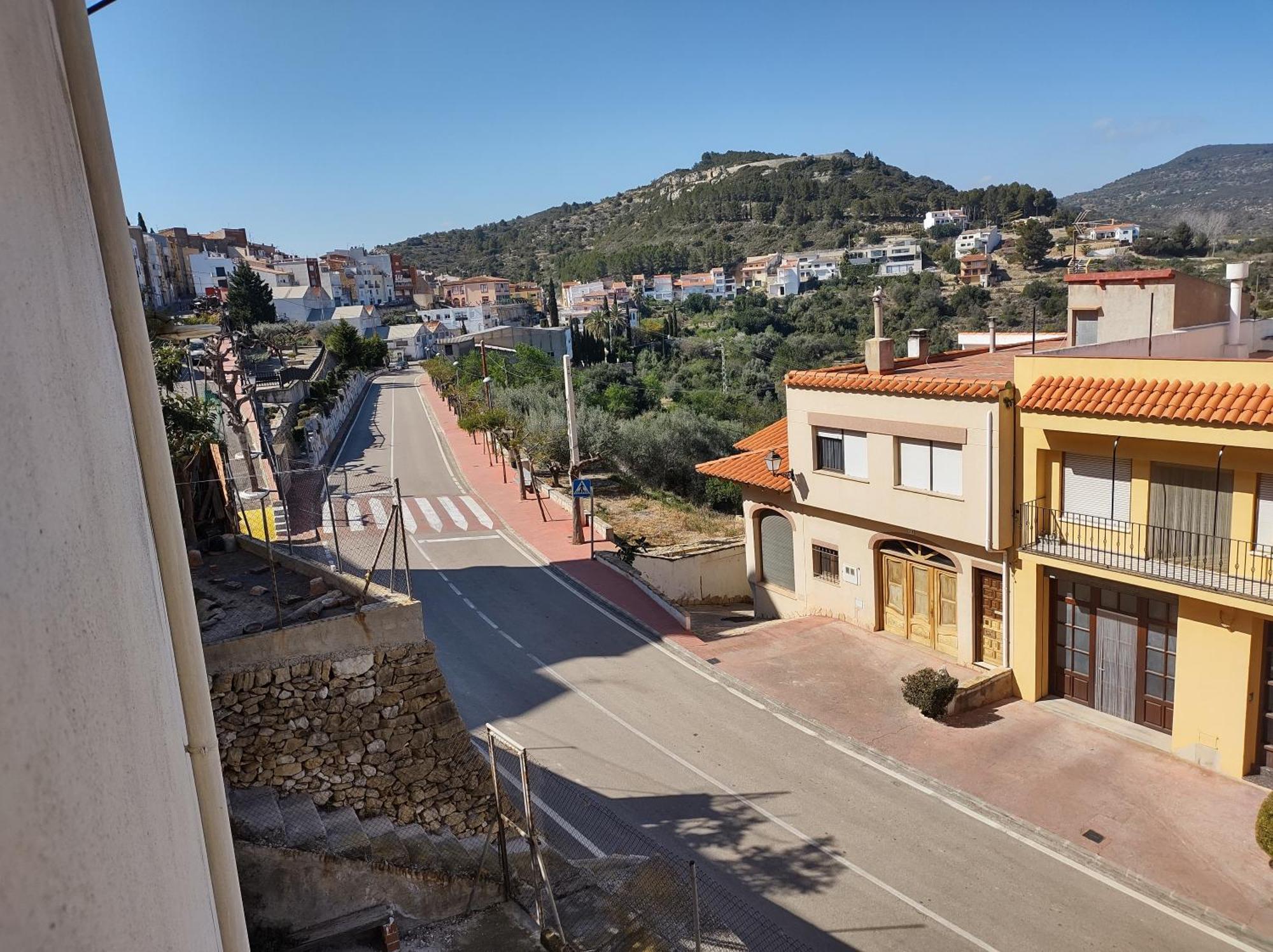 Tranquil And Spacious Townhouse In Historical And Picturesque Cervera Del Maestre Exterior foto